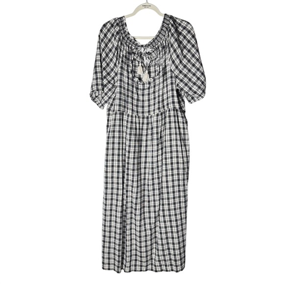 Old Navy Dresses & Skirts - NEW Old Navy Midi Dress XL Plaid Black Smocked Cottagecore Pockets Peasant Boho